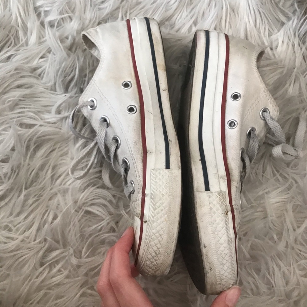 Converse - Picture 2 of 4